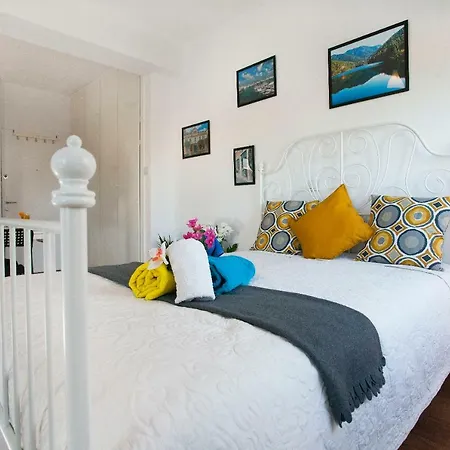 דירה Poseidon Boutique 2 *
