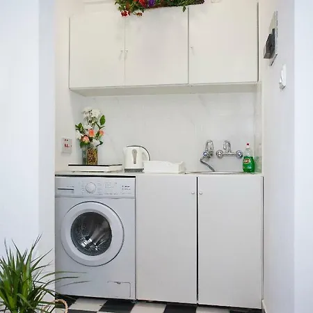 Apartment Poseidon Boutique 2 *